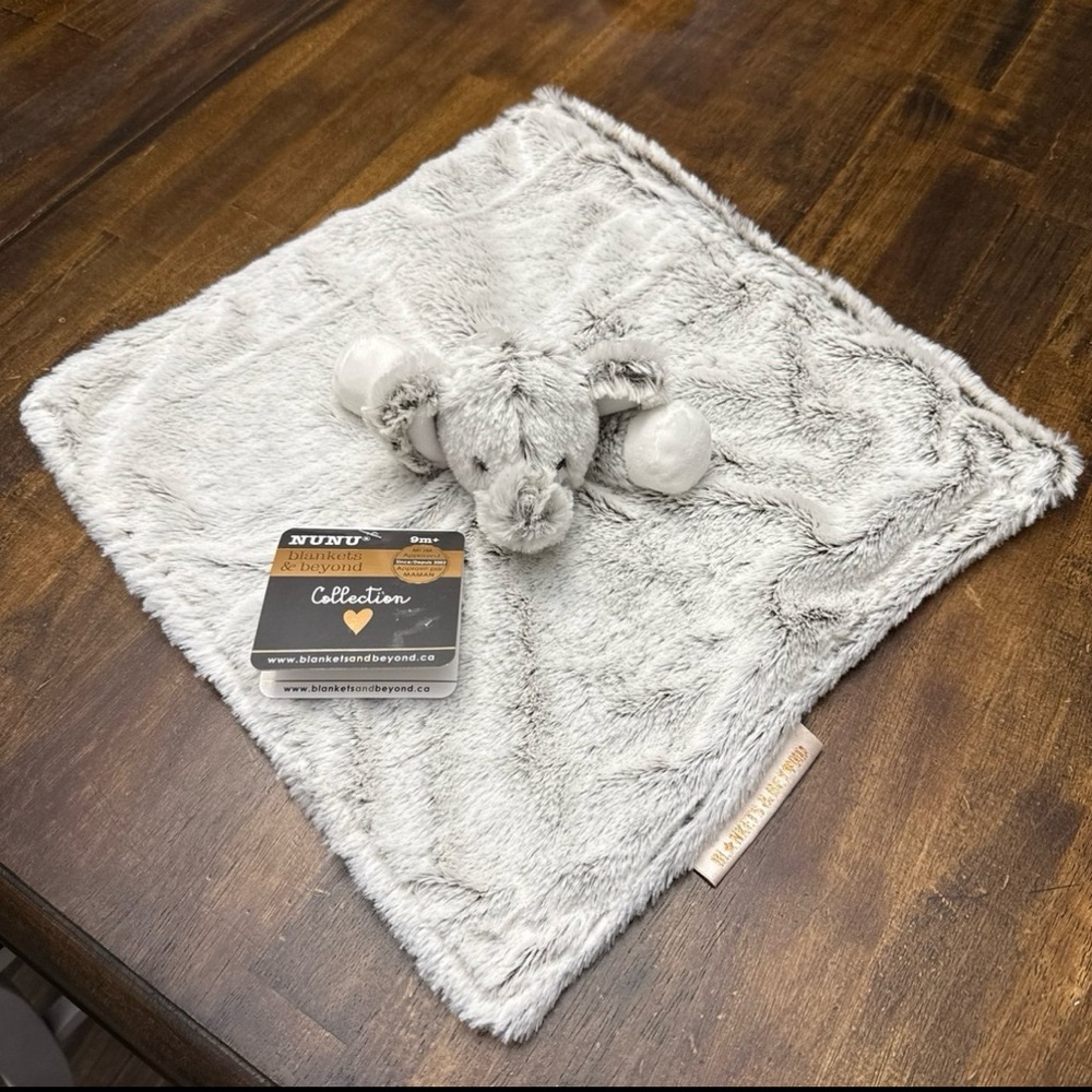 NUNU Blankets and Beyond lovey security blanket